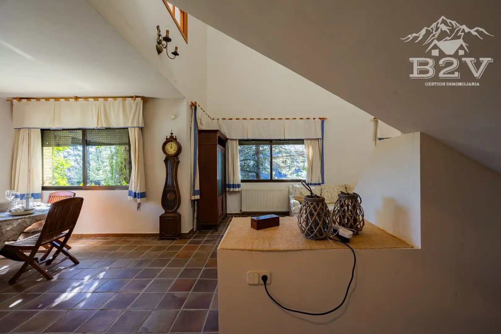 Casa o xalet en venda en Miraflores de la Sierra amb Calefacció, Jardí privat i Traster