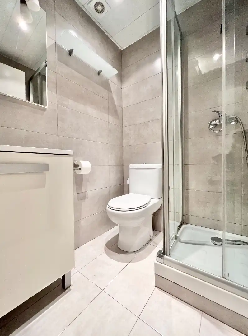 Baño de Piso en venta en Barcelona con Aire acondicionado, Calefacción y Parquet
