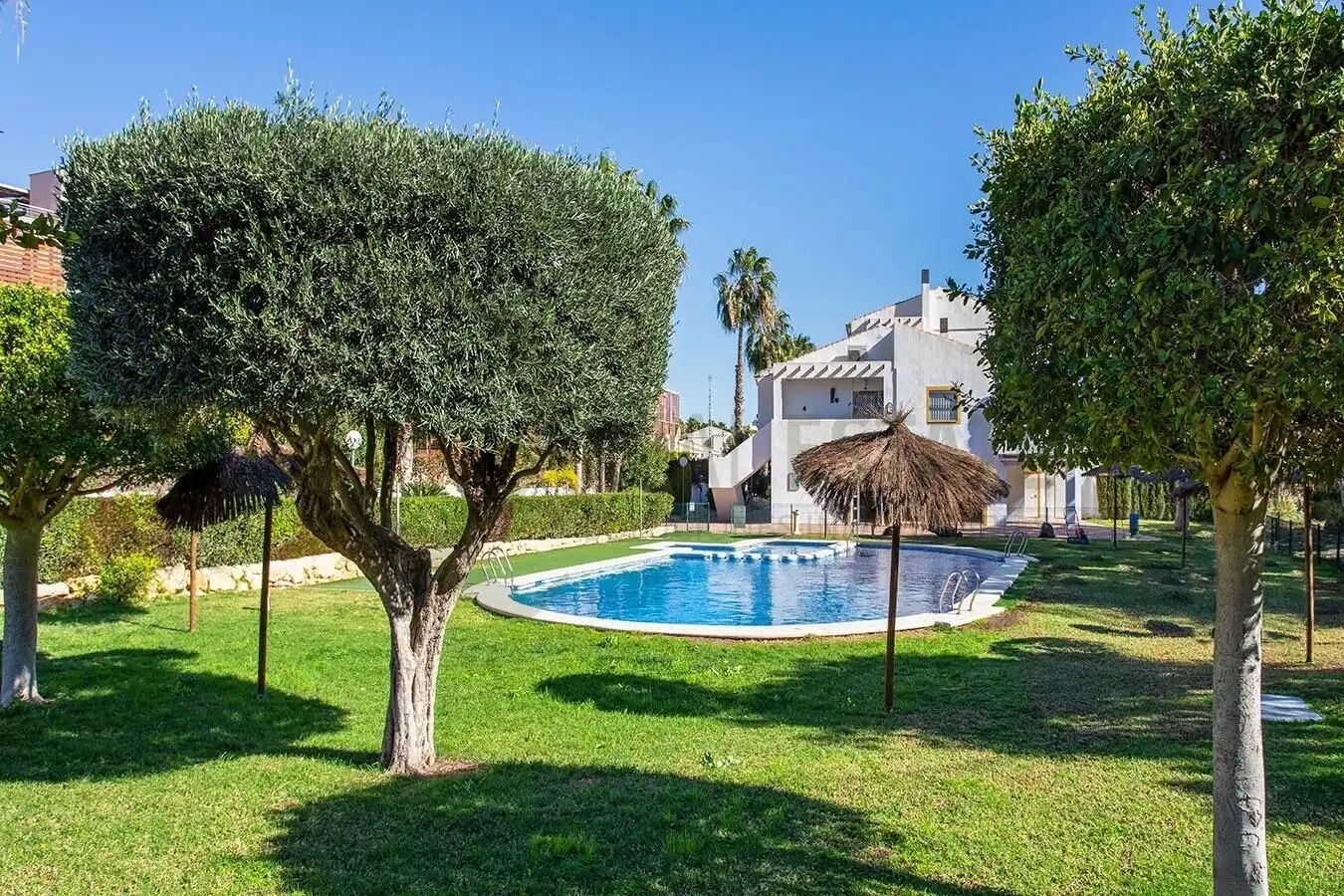 Bungalow mit Pool zum Verkauf in Calle Calle Pintor Fernando Soria, imagen 32