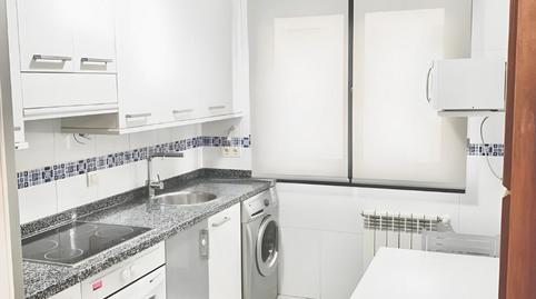 Foto 2 de Pis de lloguer a Salesas - Foncalada - Campoamor, Asturias