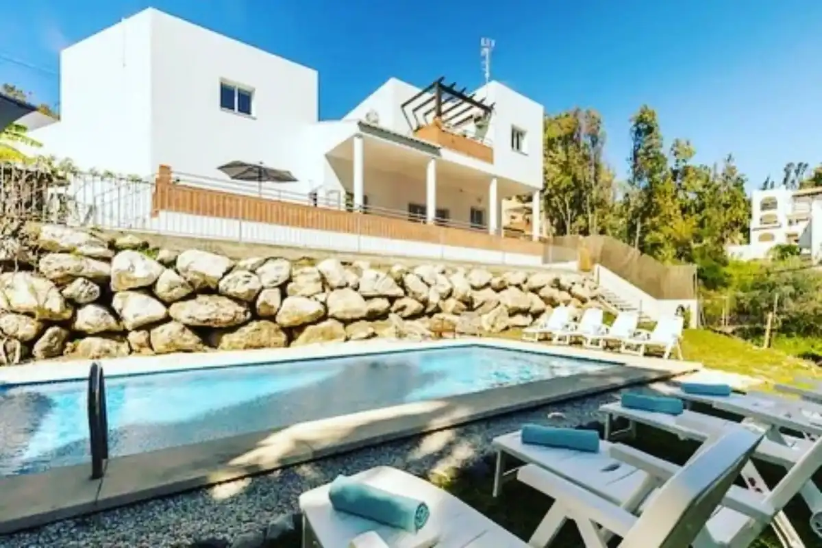 Piscina de Casa o chalet en venta en Benalmádena con Aire acondicionado, Jardín privado y Terraza