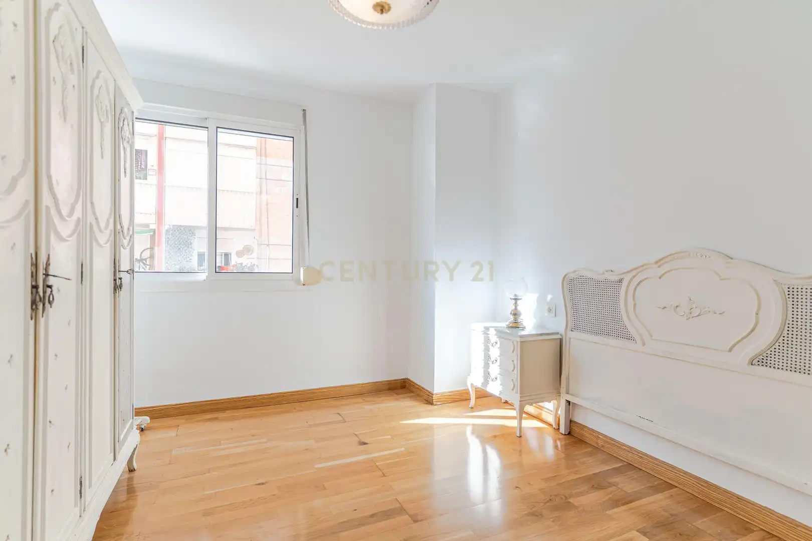 Bedroom of Flat for sale in Granada