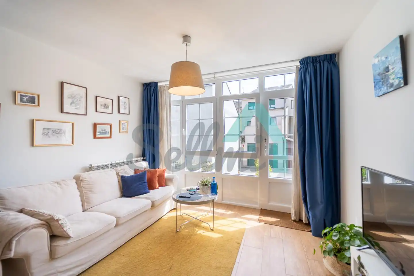 Sala de estar de Casa adosada en venta en Ribadeo con Calefacción, Jardín privado y Terraza