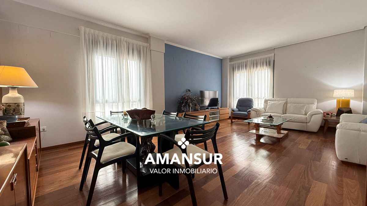 Vista exterior de Pis de lloguer en  Huelva Capital amb Aire condicionat, Calefacció i Moblat