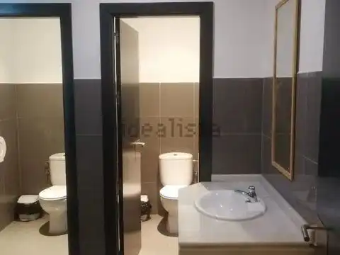 Baño de Local en venta en Bollullos de la Mitación