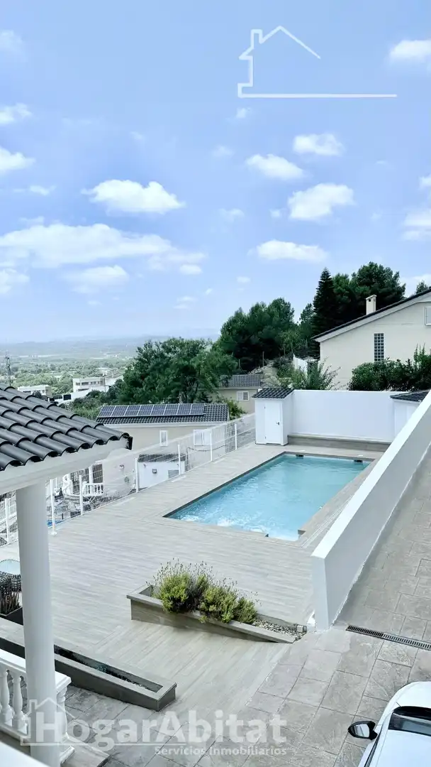 Piscina de Casa o chalet en venta en Torrent con Aire acondicionado, Calefacción y Jardín privado