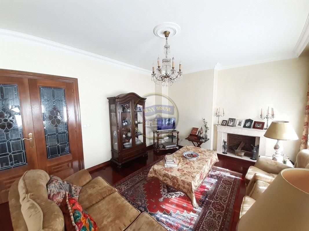 Living room of Flat for sale in Vigo   with Heating, Terrace and Storage room