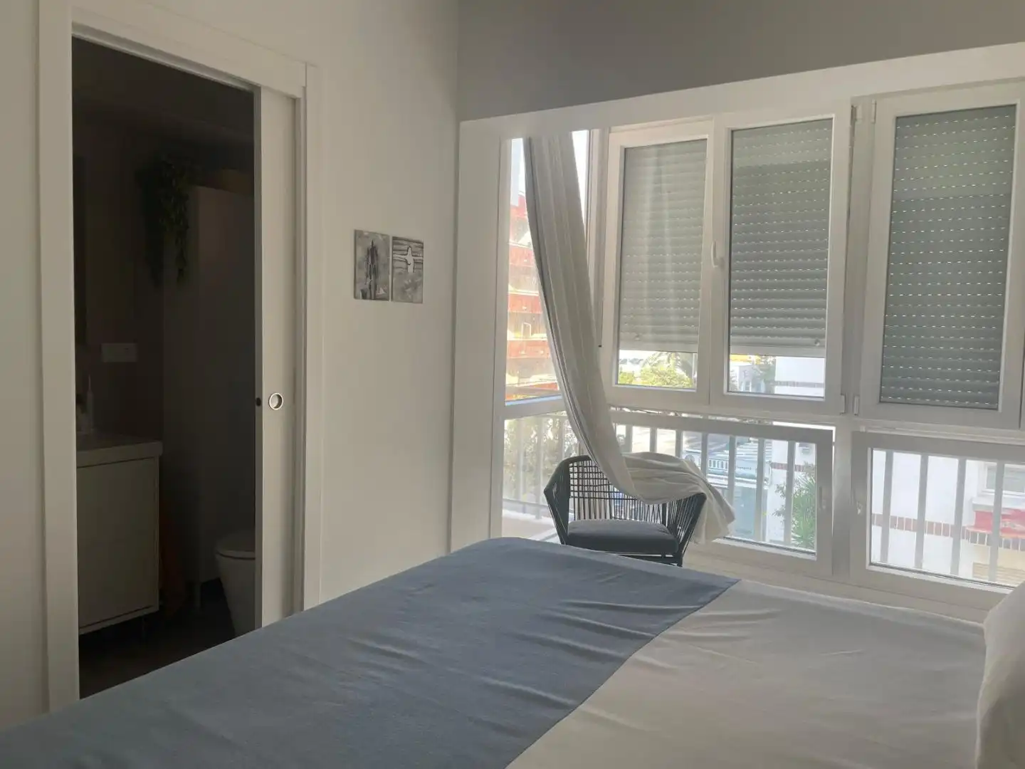 Schlafzimmer von Wohnung zum Verkauf in Sanlúcar de Barrameda mit Klimaanlage, Terrasse und Balkon