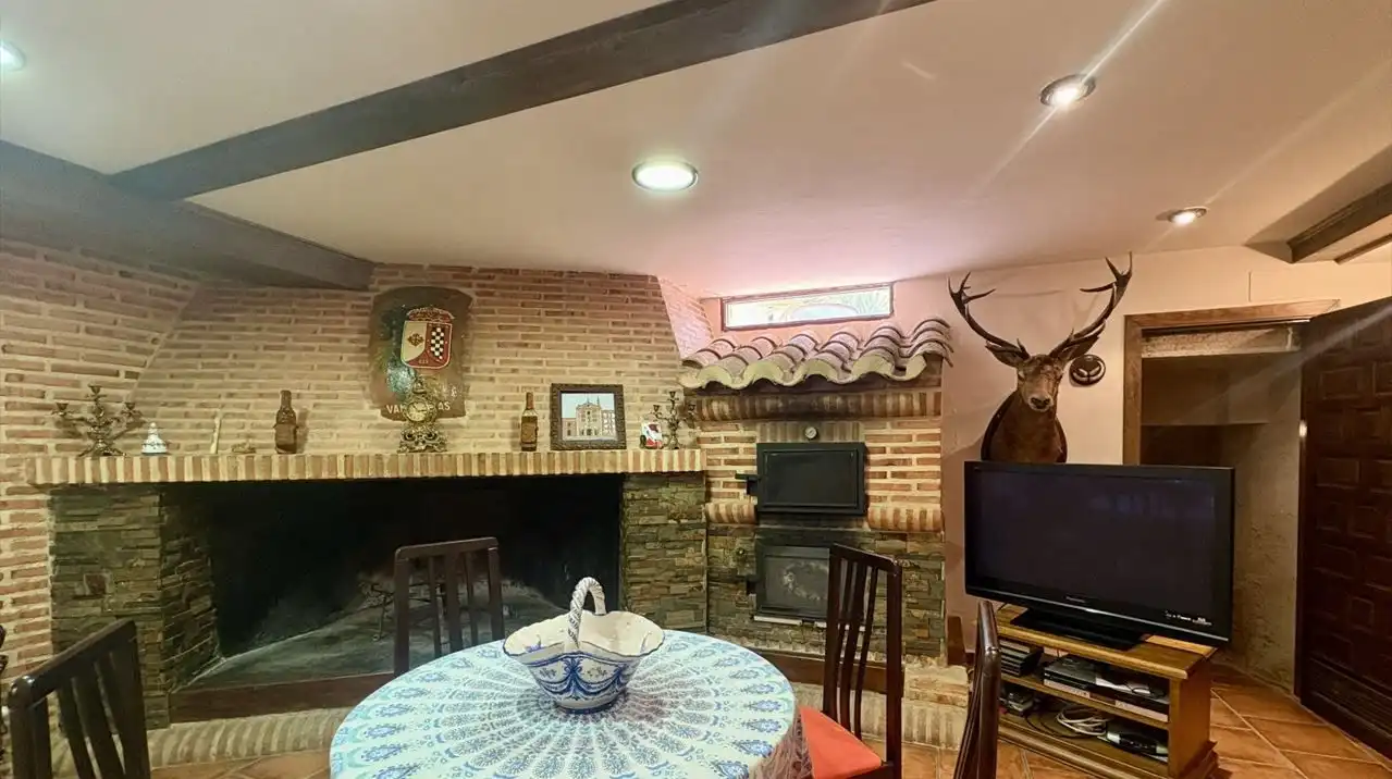 Casa o xalet en venda en Valdepeñas amb Aire condicionat, Calefacció i Traster