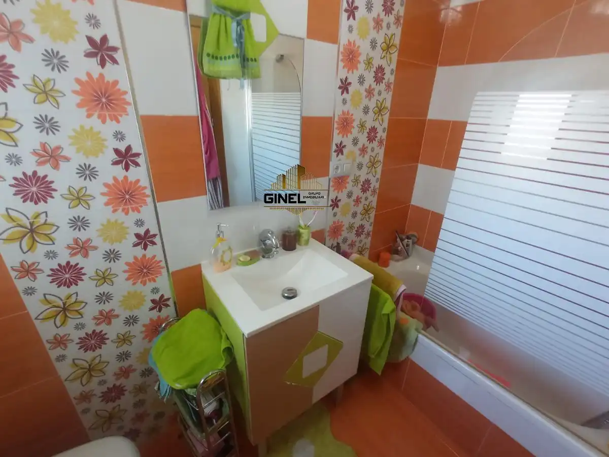 Baño de Casa o chalet de alquiler con opción a compra en Jaén con Aire acondicionado, Calefacción y Terraza