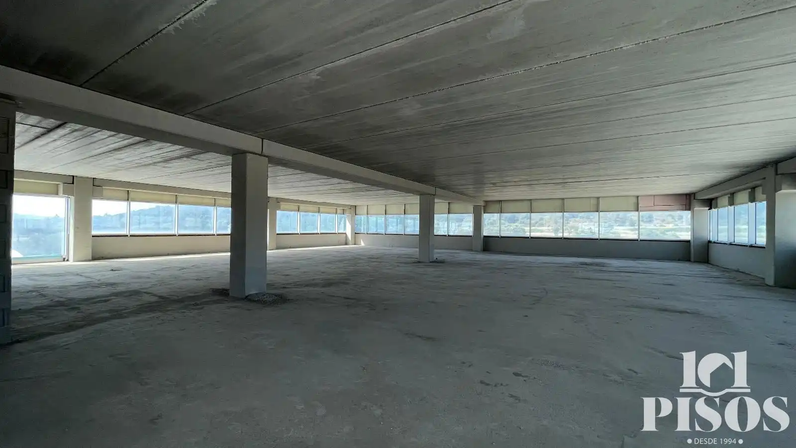 Oficina de alquiler en Terrassa con Terraza