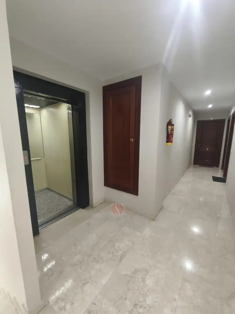 Piso en venta en Maracena con Balcón