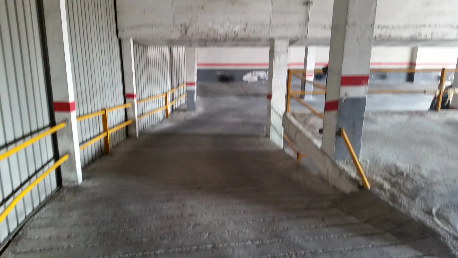 Einzelparkplatz mit Aufzug zur Miete in Carrer Ramon Turró i Darder 14, imagen 3