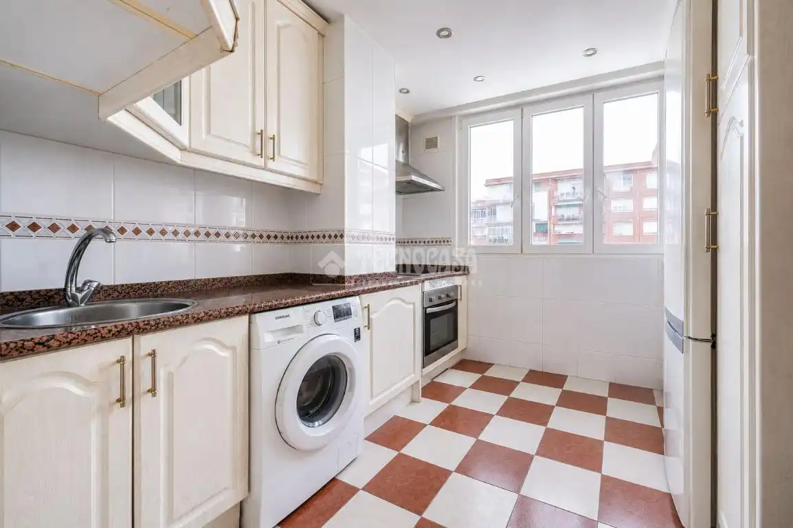 Cocina de Piso en venta en Madrid con Aire acondicionado, Calefacción y Terraza