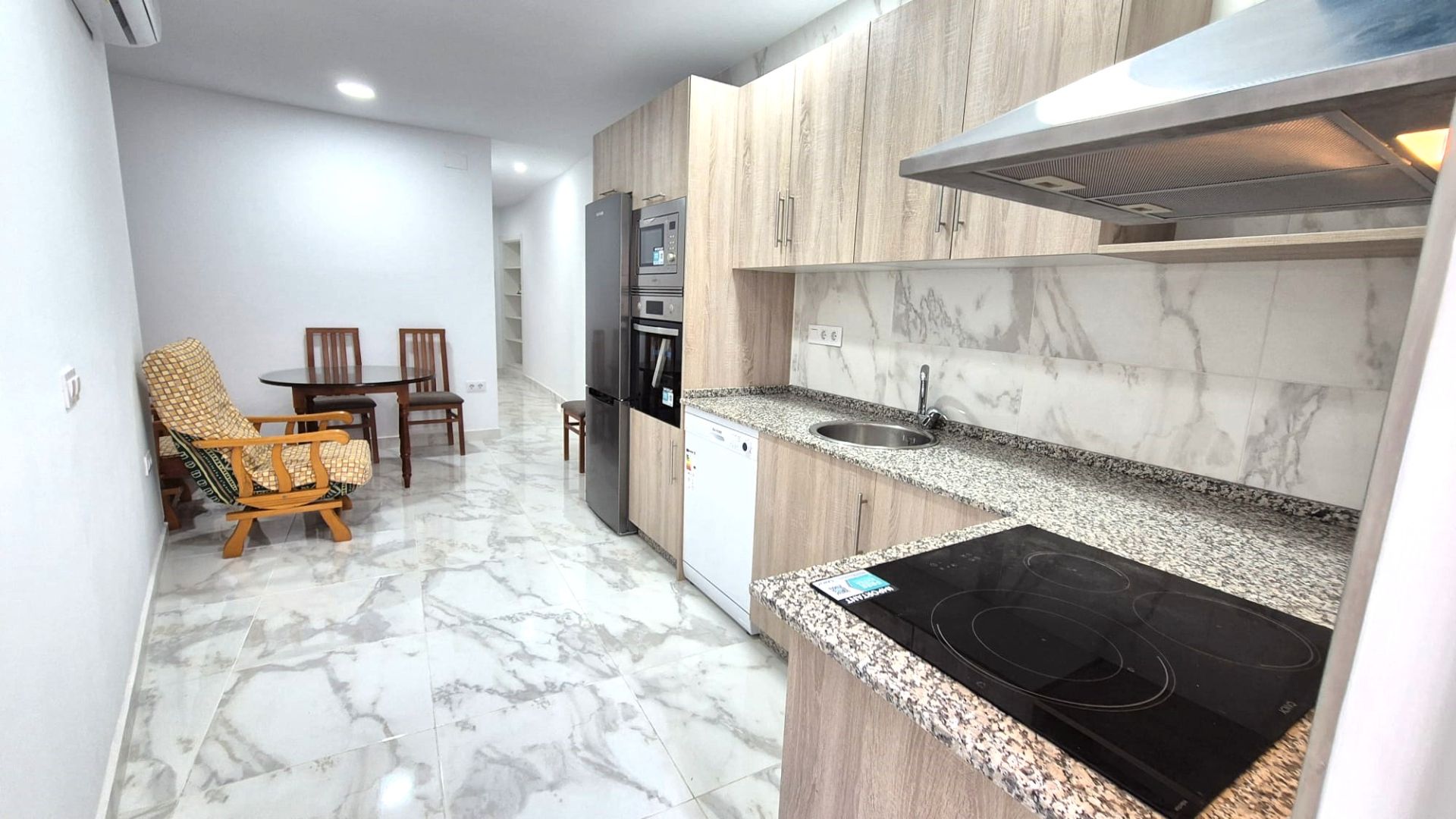 Kitchen of Flat to rent in Badajoz Capital  with Air Conditioner, Heating and Terrace
