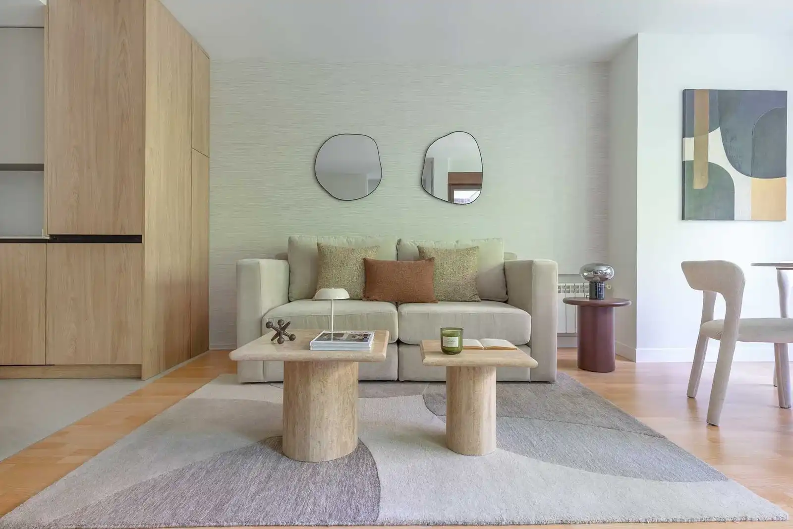 Sala de estar de Apartamento de alquiler en Madrid con Aire acondicionado, Calefacción y Piscina