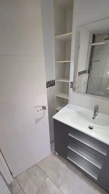 Badezimmer von Wohnung zum Verkauf in Elche / Elx