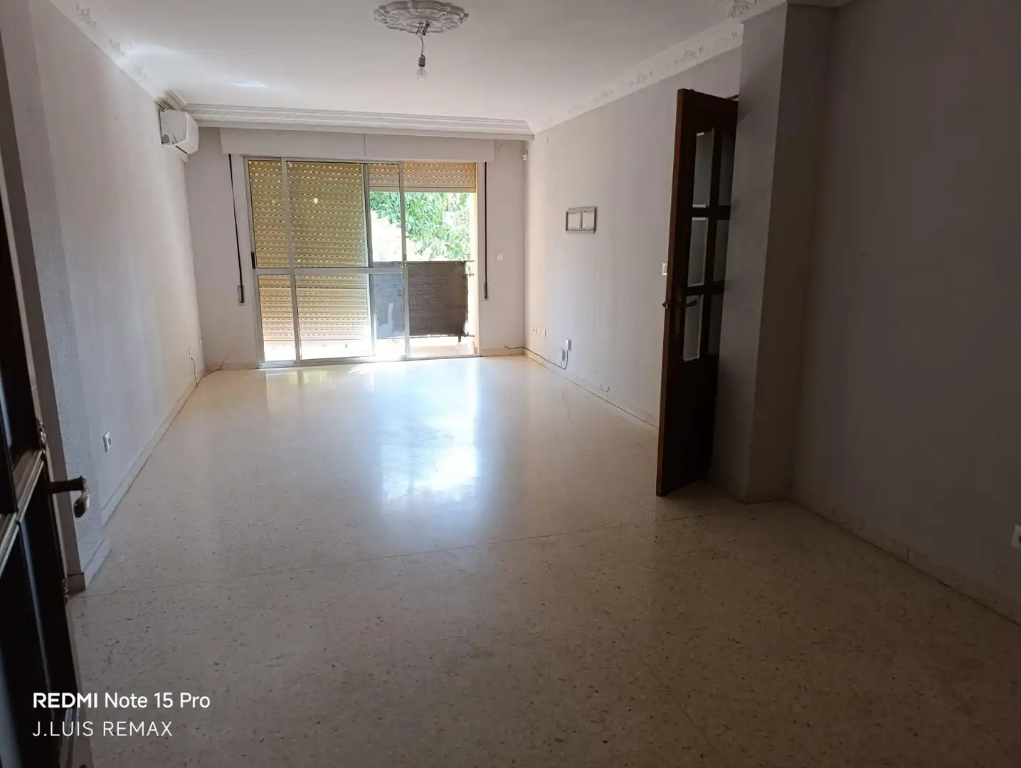 Living room of Flat for sale in Bormujos  with Air Conditioner and Terrace