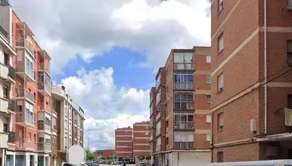 Vista exterior de Pis en venda en Palencia
