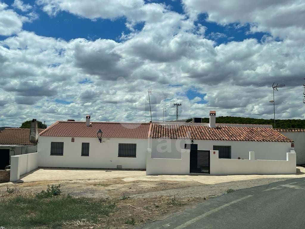 Exterior view of House or chalet for sale in El Almendro  with Air Conditioner, Heating and Terrace