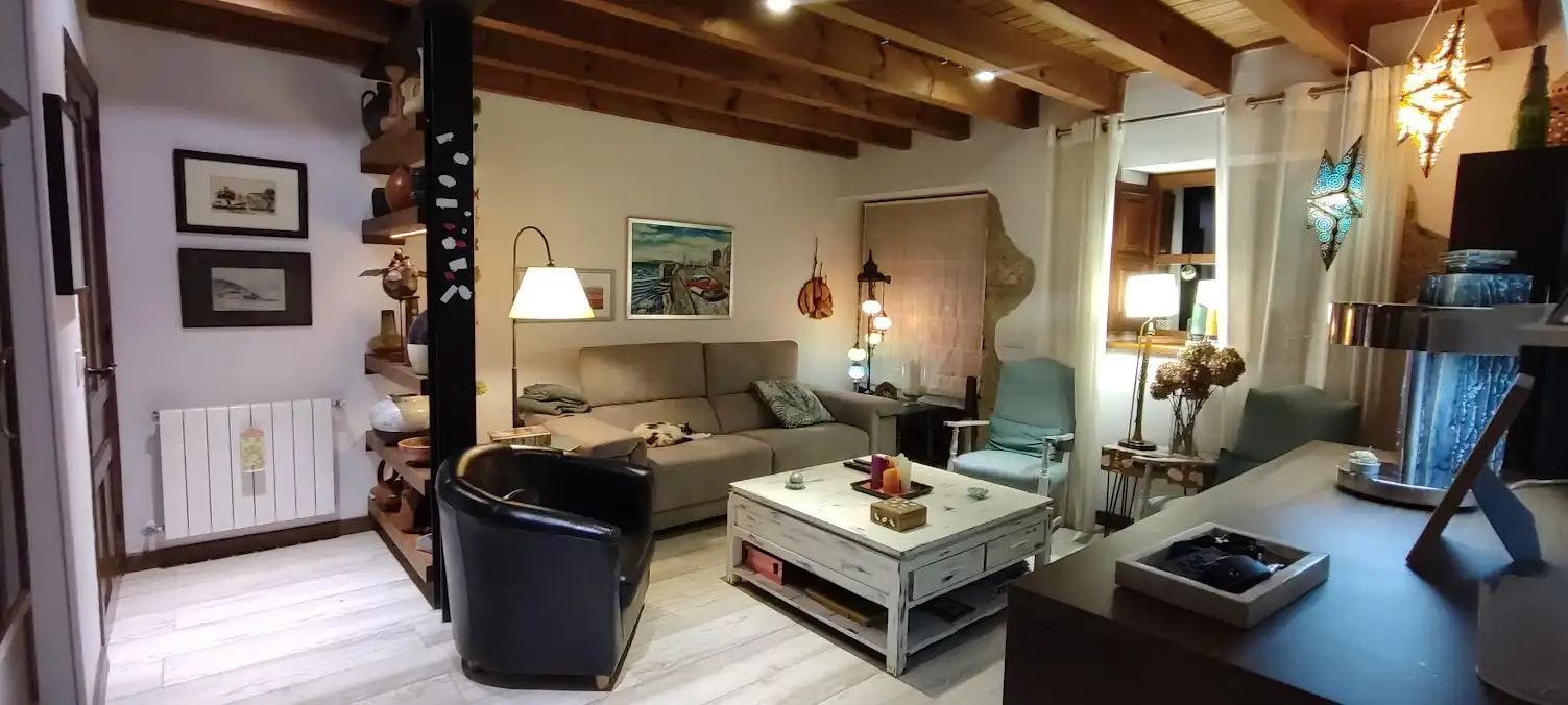 Sala de estar de Casa o chalet en venta en Nava con Calefacción, Jardín privado y Parquet