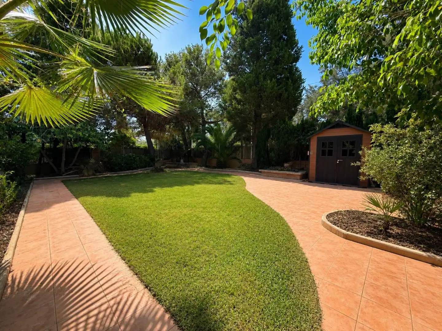 Jardí de Casa o xalet en venda en Sagunto / Sagunt
