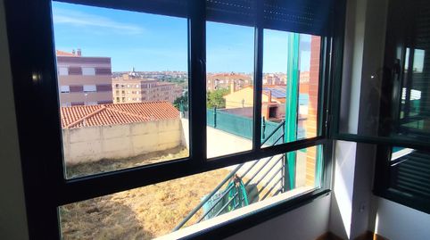Foto 4 von Einfamilien-Reihenhaus zur Miete in Calle Juan Bautista de Toledo, Tejares - Chamberí - Alcades, Salamanca Capital