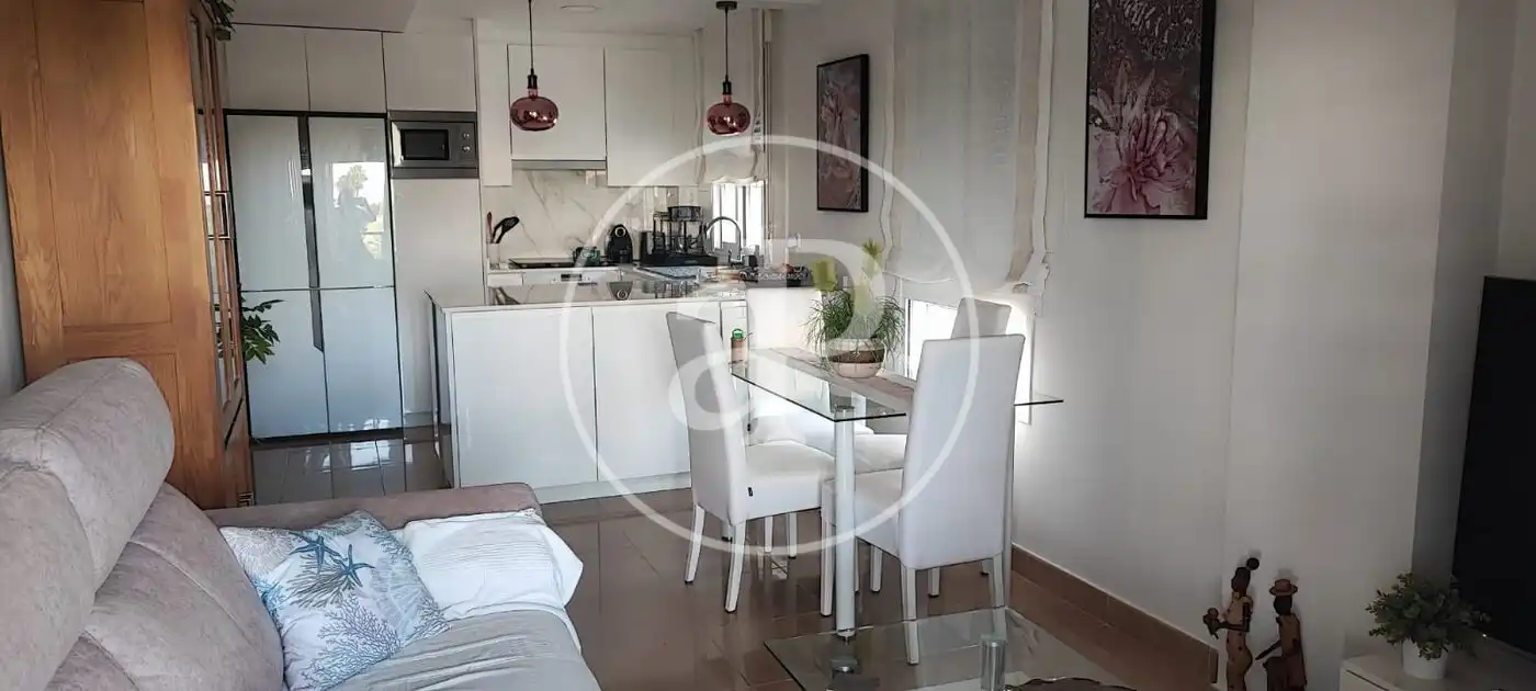 Piso de alquiler en Av. Matisse, Oliva Nova