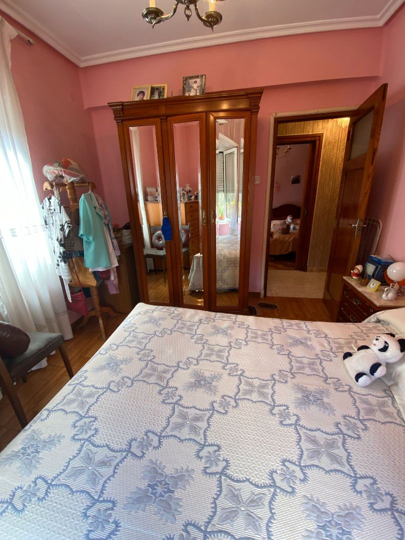 Bedroom of Flat for sale in Langreo  with Heating, Terrace and Furnished