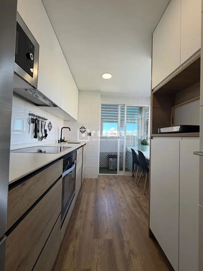 Küche von Wohnung zum Verkauf in Torrejón de Ardoz mit Klimaanlage, Heizung und Privatgarten