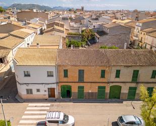 Vista exterior de Casa adosada en venda en Sa Pobla amb Jardí privat i Terrassa