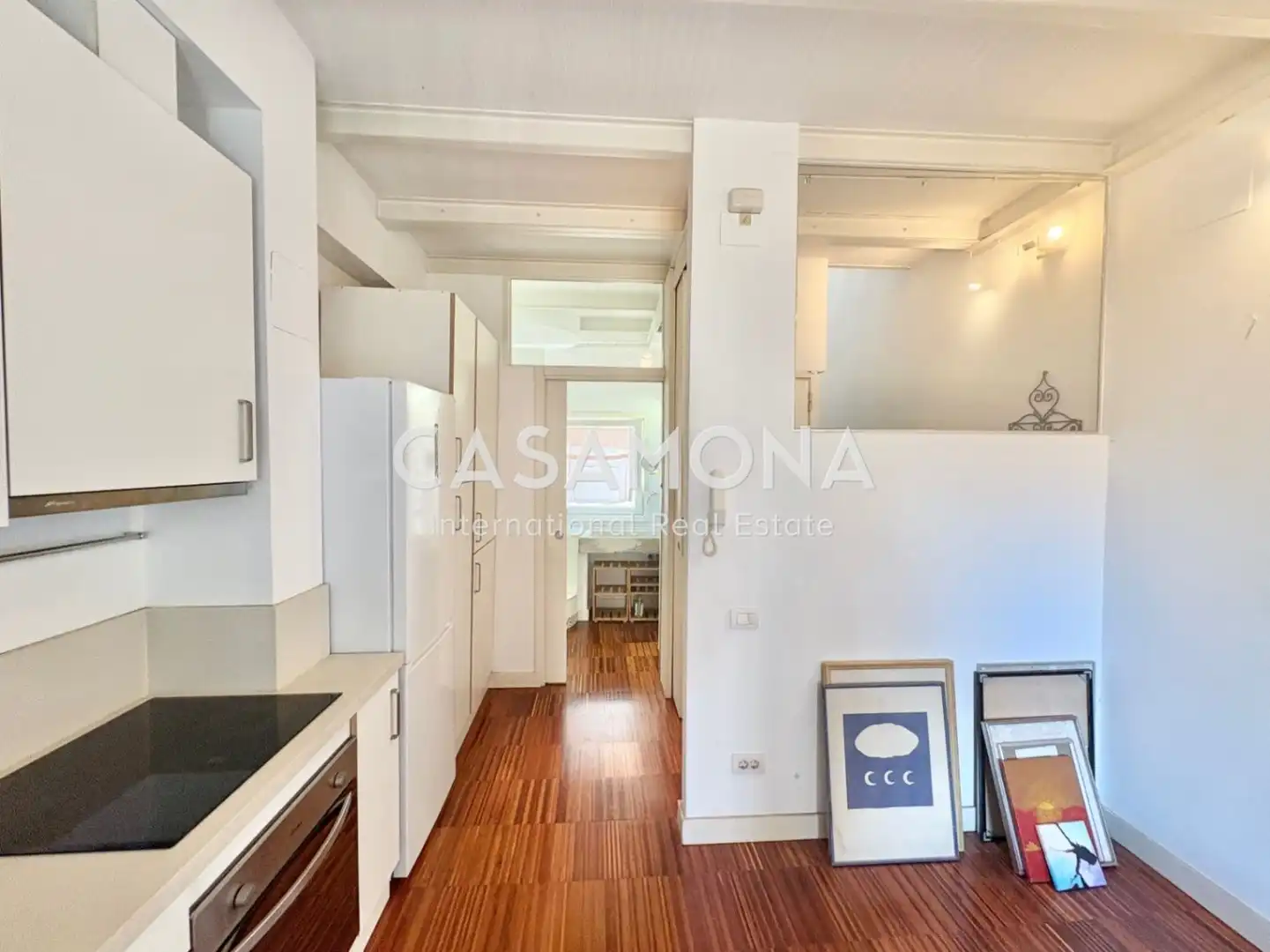 Küche von Maisonette zum Verkauf in Barcelona mit Klimaanlage, Terrasse und Balkon