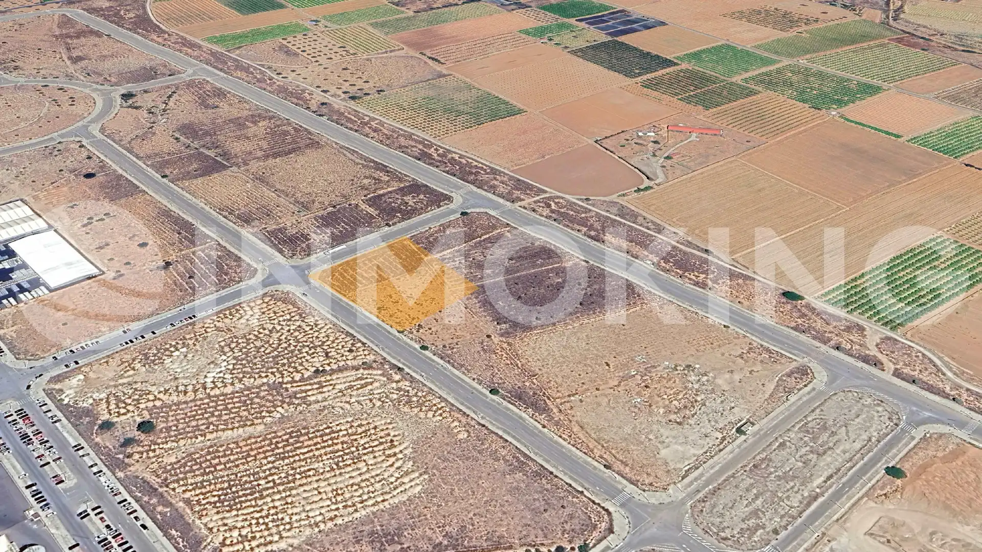 Terreno industriale in vendita a Urbanizaciones