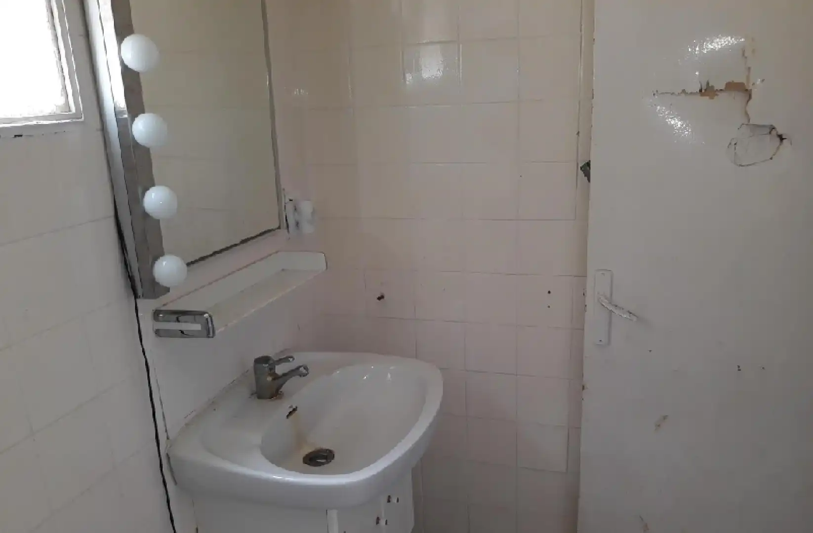 Bathroom of Flat for sale in Sevilla