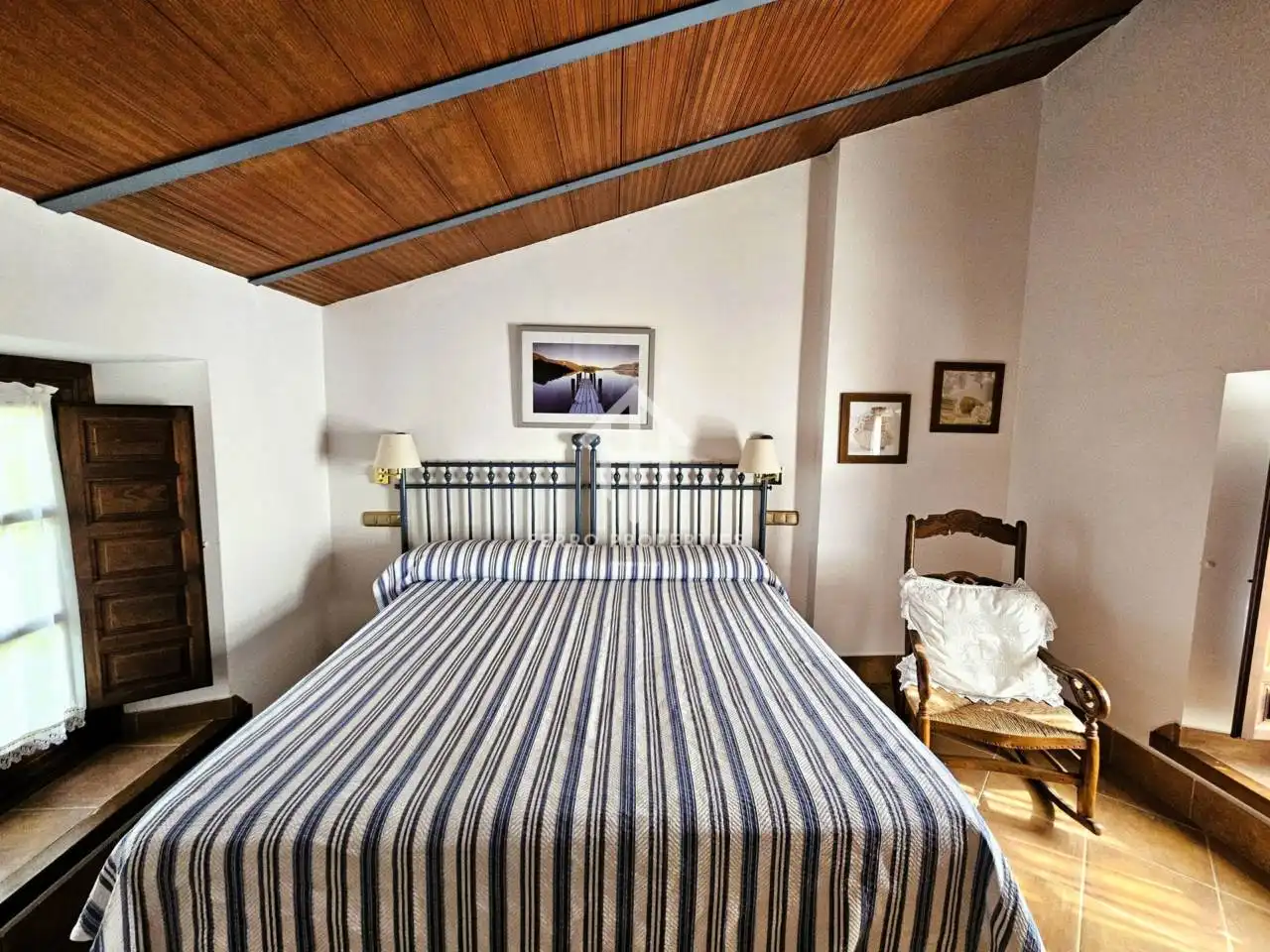 Bedroom of Houses for sale in Villanueva de Tapia  with Air Conditioner, Heating and Private garden