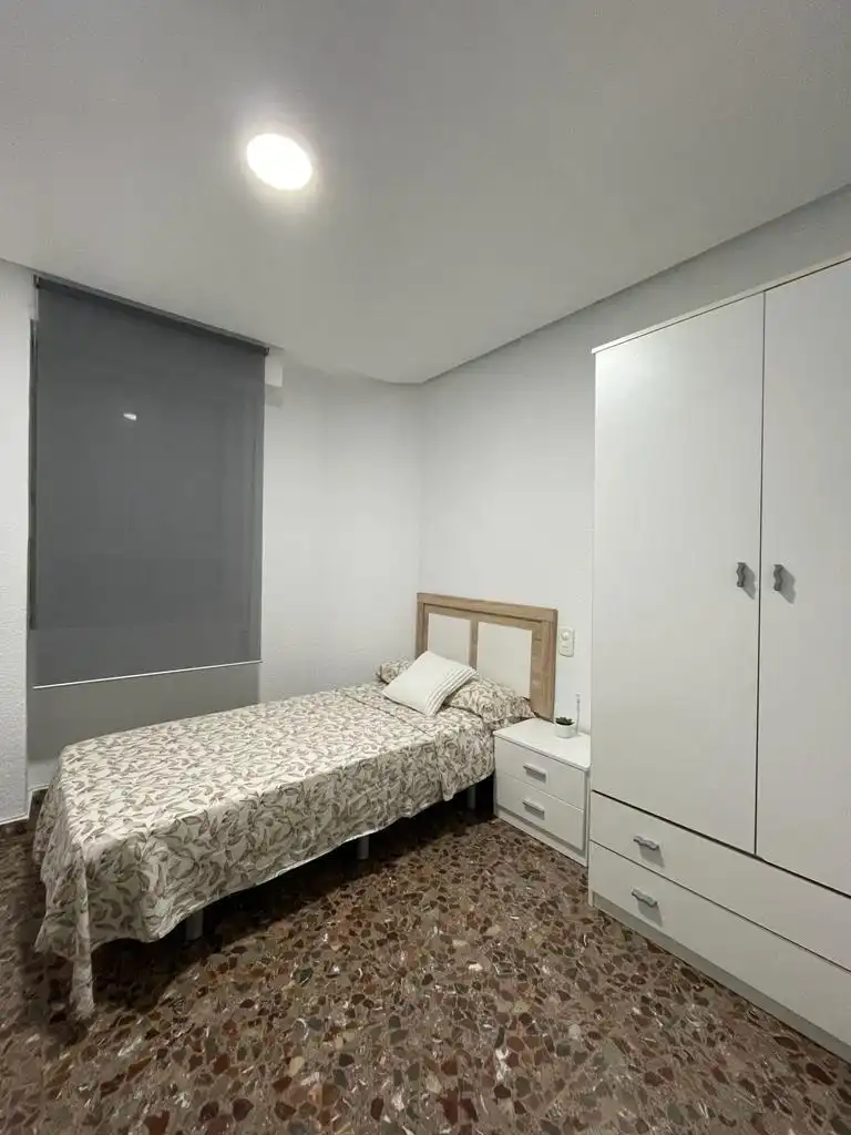 Habitació a Reina Victoria - Miguel Hernández