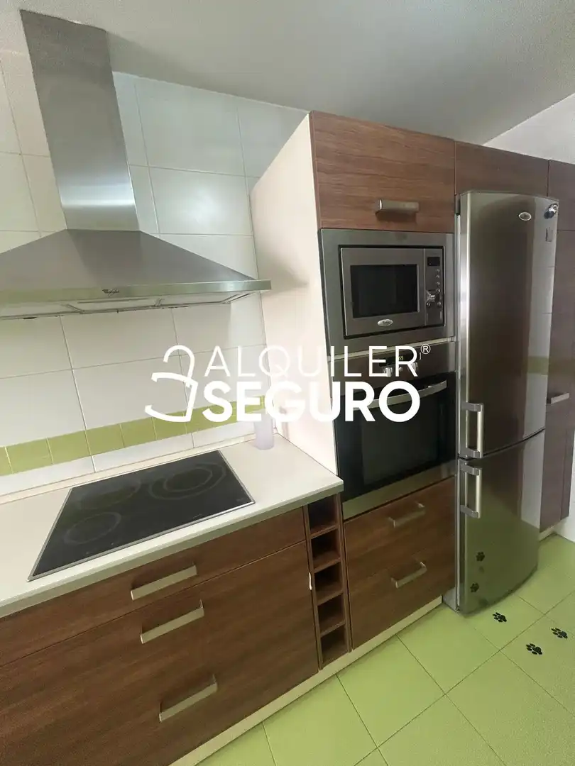 Flat with pool to rent in Catedratica Asun. Linares, imagen 11