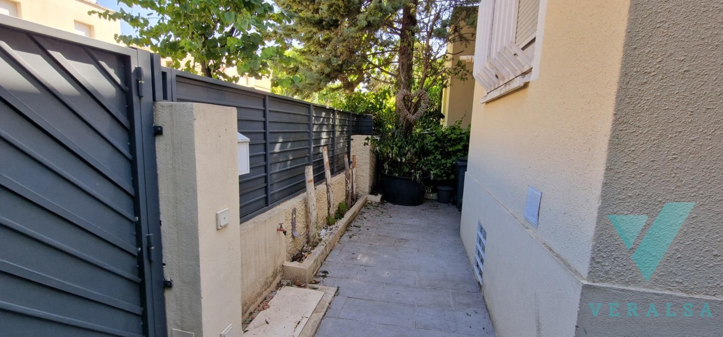 Vista exterior de Casa o xalet en venda en San Sebastián de los Reyes amb Calefacció, Jardí privat i Terrassa