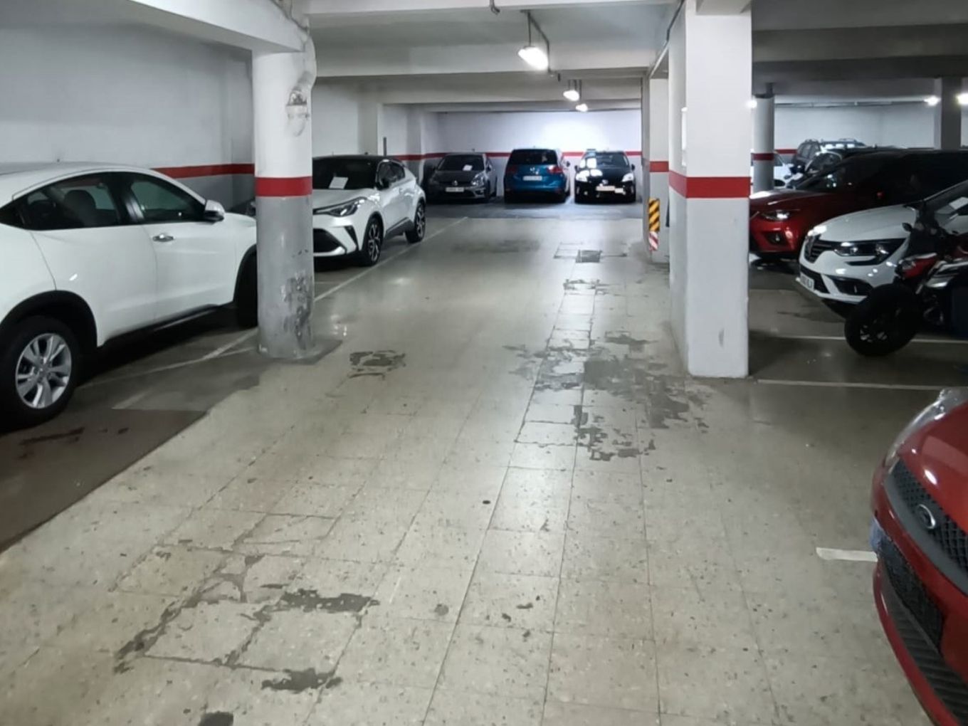 Aparcament de Garatge de lloguer en  Barcelona Capital amb Alarma