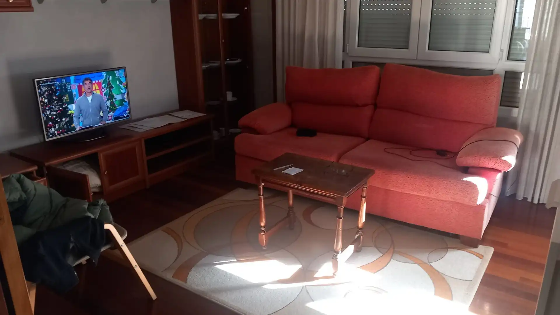 Sala de estar de Piso en venta en Bárcena de Cicero con Calefacción, Terraza y Amueblado