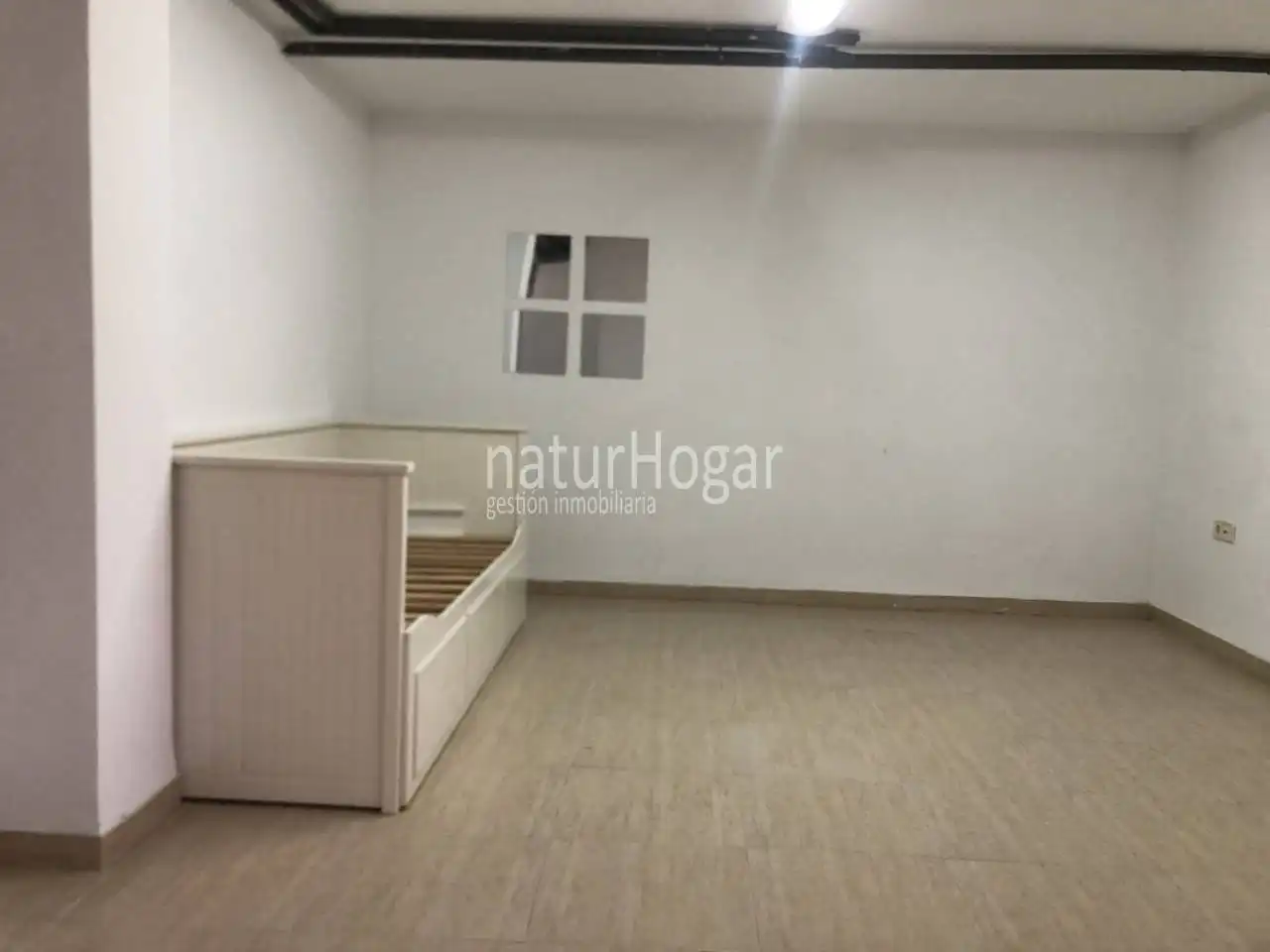 Casa o chalet de alquiler en Paterna con Aire acondicionado, Calefacción y Jardín privado
