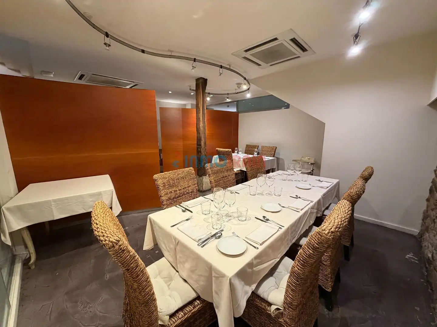 Commercial properties for sale in Zumarraga  with Air Conditioner