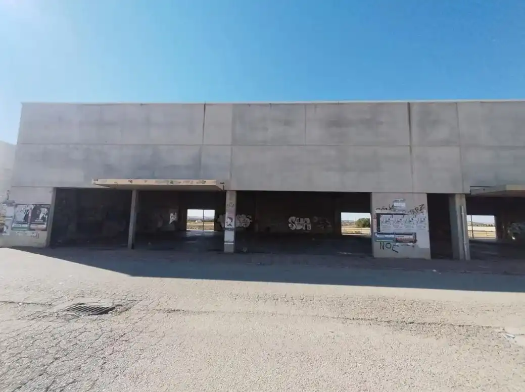 Business premises for sale in Valdepeñas, imagen 17