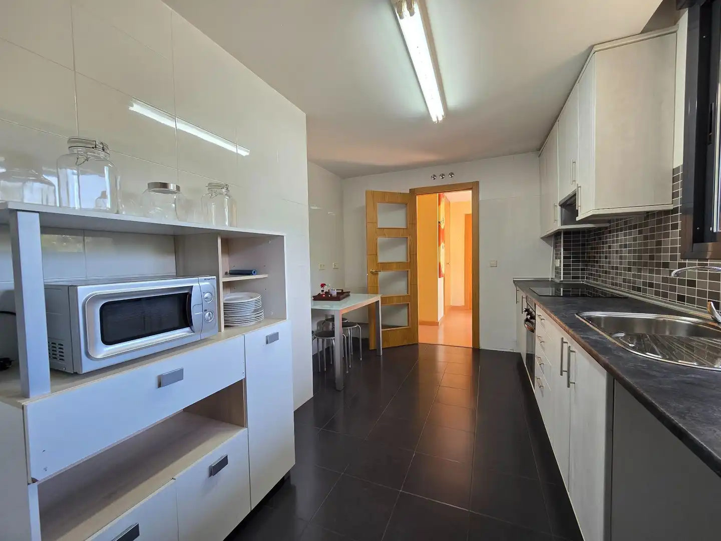 Cocina de Piso en venta en Mondéjar con Calefacción