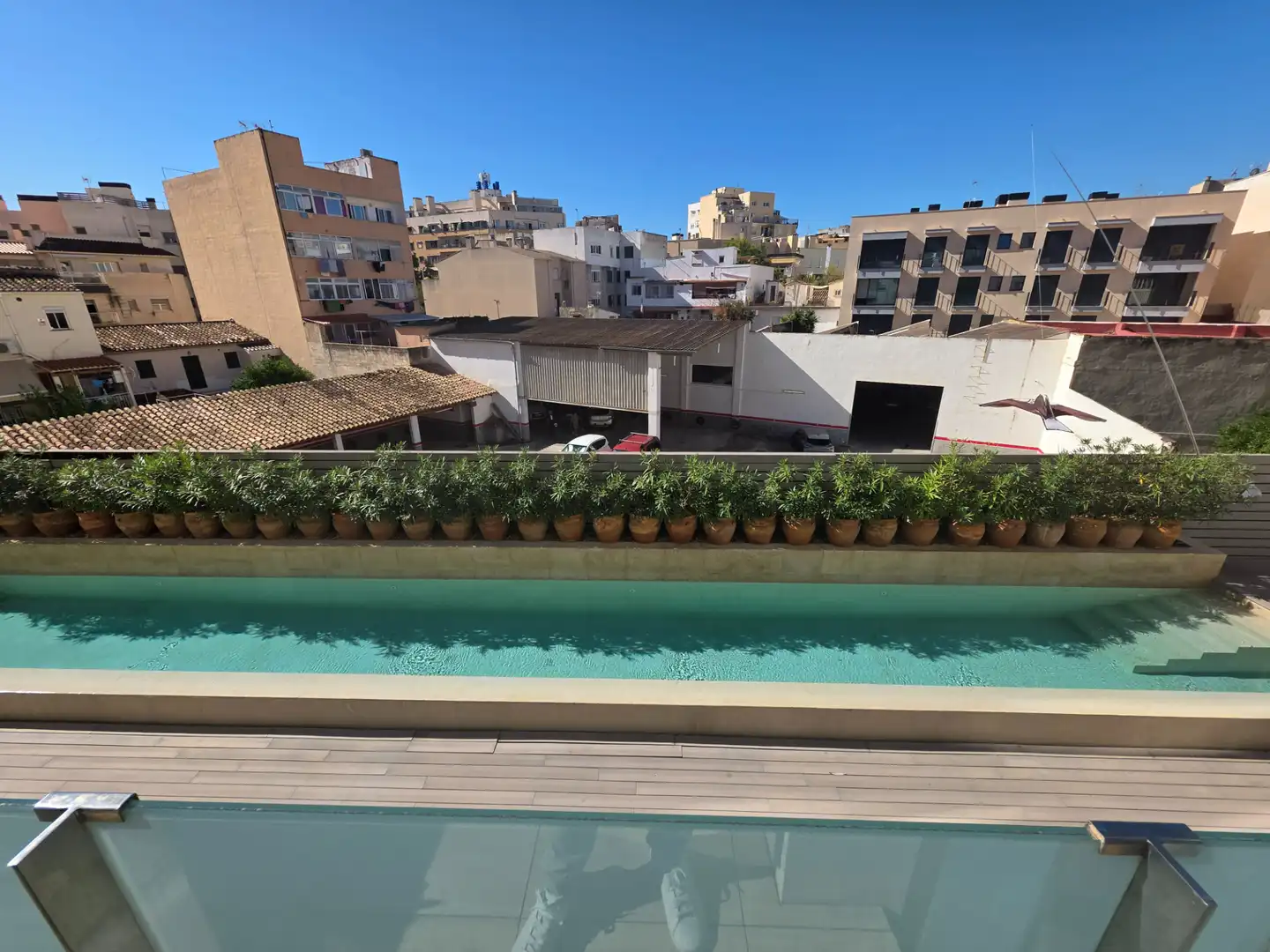 Apartament amb piscina de lloguer a Llevant