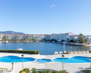 Swimming pool of Flat for sale in Empuriabrava  with Air Conditioner, Private garden and Community pool