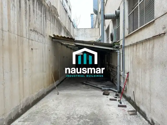 Nave industrial con ascensor en venta en Rocafonda, imagen 10