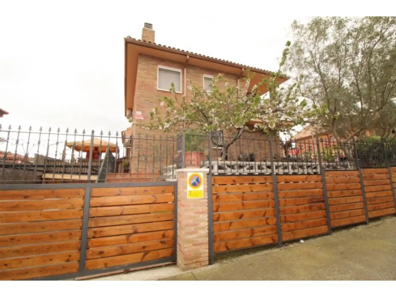Casa o xalet en venda a Calle Girona, Polinyà