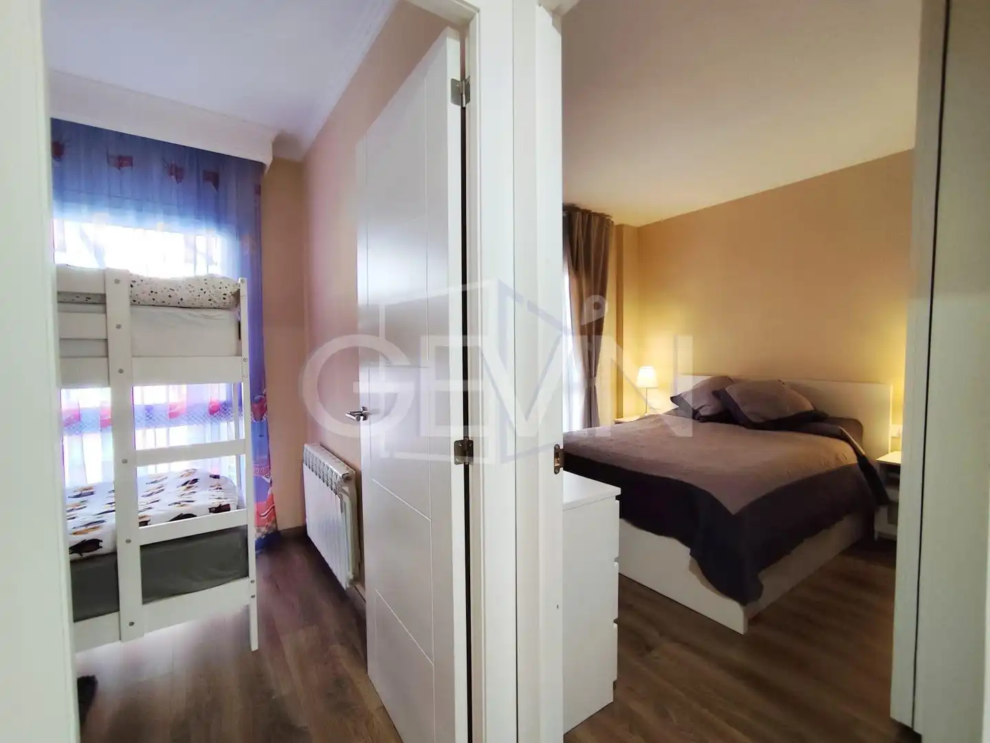 Habitación de Piso en venta en Santa Perpètua de Mogoda con Aire acondicionado, Calefacción y Parquet