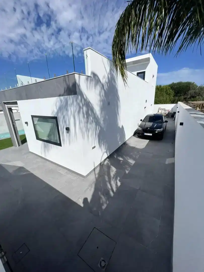 Parking de Casa o chalet de alquiler en Sanlúcar de Barrameda con Aire acondicionado, Jardín privado y Trastero